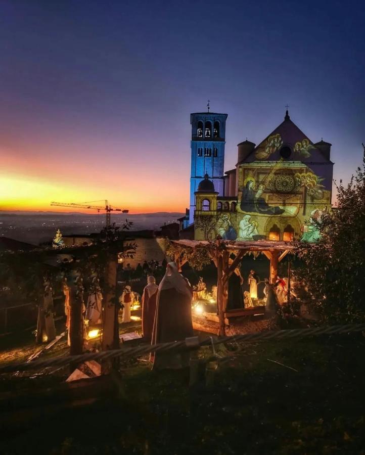 Апартаменти Francesco House Family Ассізі Екстер'єр фото